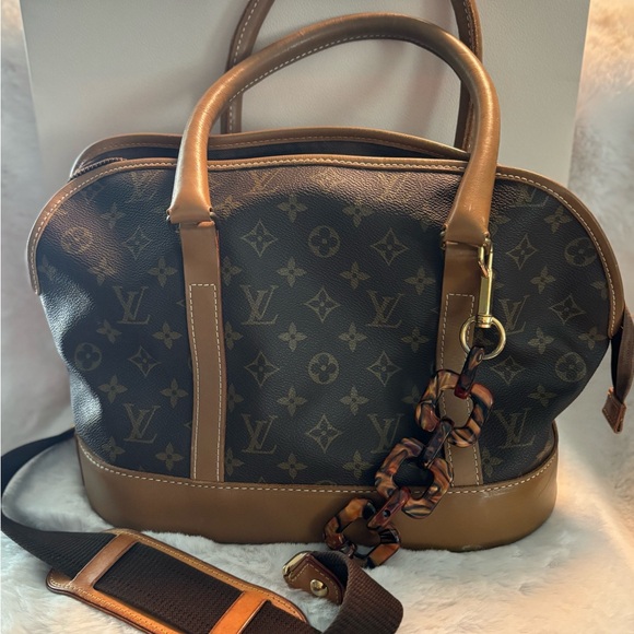 Louis Vuitton - Picture 13 of 13